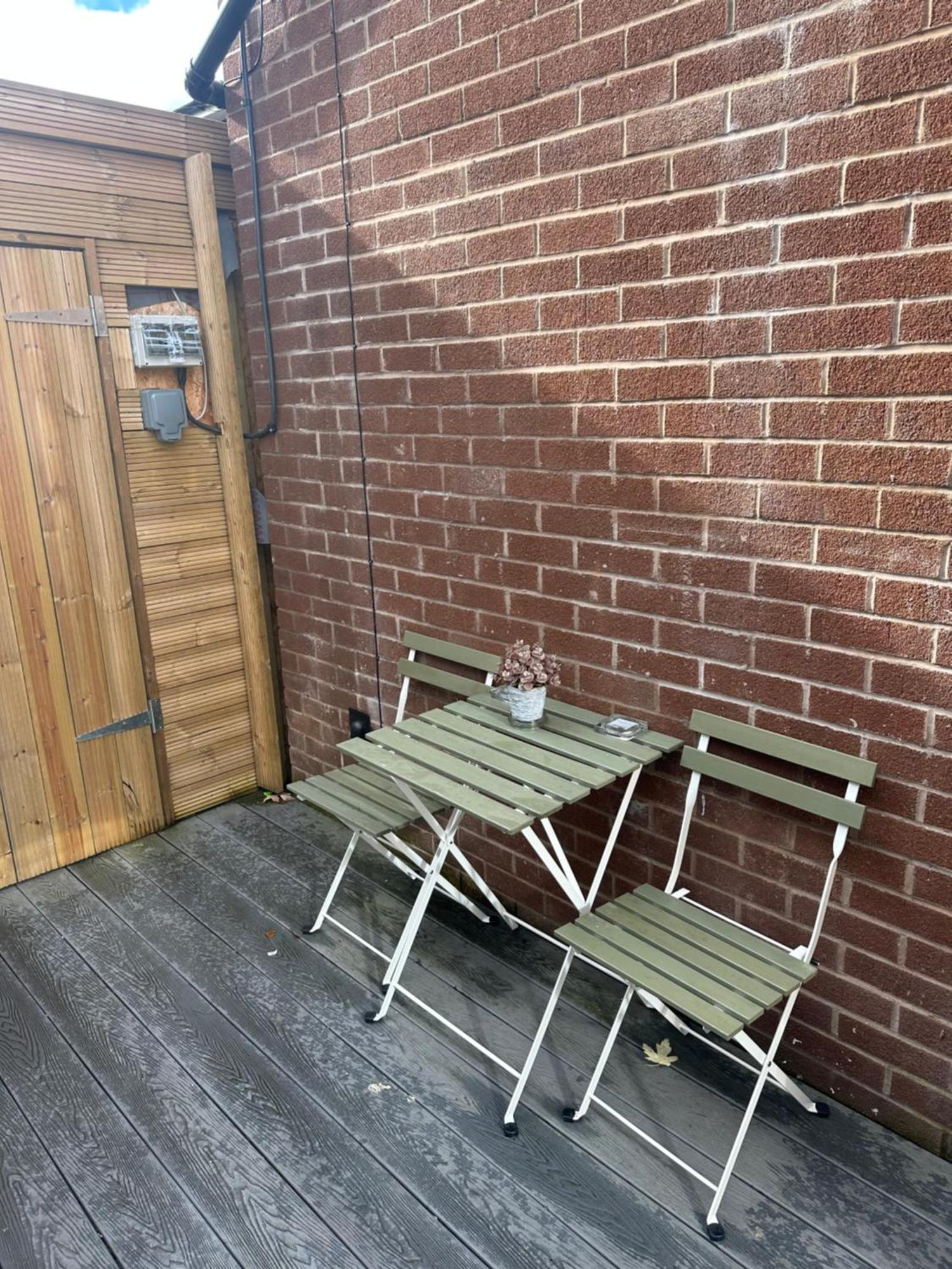 Hot Tub Hideaway — Photos 2